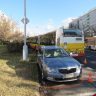 Kloubový autobus na lince 9 havaroval v Masarykově ulici / Foto: PČR