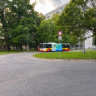 Linka 13R čeká na točně Sídliště Sever před další jízdou / Foto: HKCITY