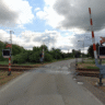 Železniční přejezd v Březhradu / Foto: Panorama Mapy.cz