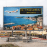 Billboardy v Hradci už lákají na letní dovolenou. V žabkách k moři z Hradce, to zní lákavě / Foto: HKCITY