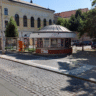 Klobouček na zastávce Adalbertinum v centru Hradce / Foto: Panorama Mapy.com