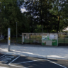 MHD označník na zastávce Muzeum / Foto: Google Maps