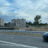 Na Miletě je vidět nasazená technika, která upravuje povrch budoucích chodníků / Foto: HKCITY