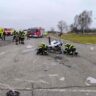 Nehoda vírníku v areálu královéhradeckého letiště / Foto: HZSKHK