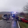 Nehoda se stala poblíž mostu mezi Vysokou a Opatovicemi / Foto: HZSKHK