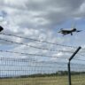 Eurofighter Typhoon při přistání na hradeckém letišti / Foto: HKCITY